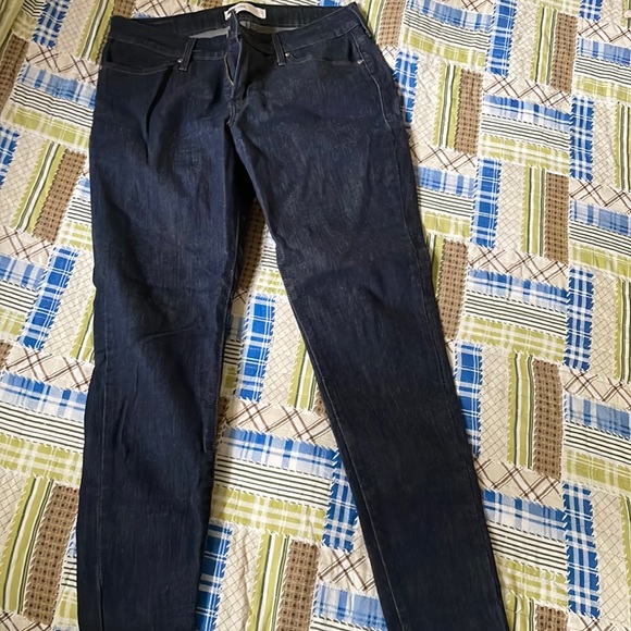 Levi’s jeggings size 31